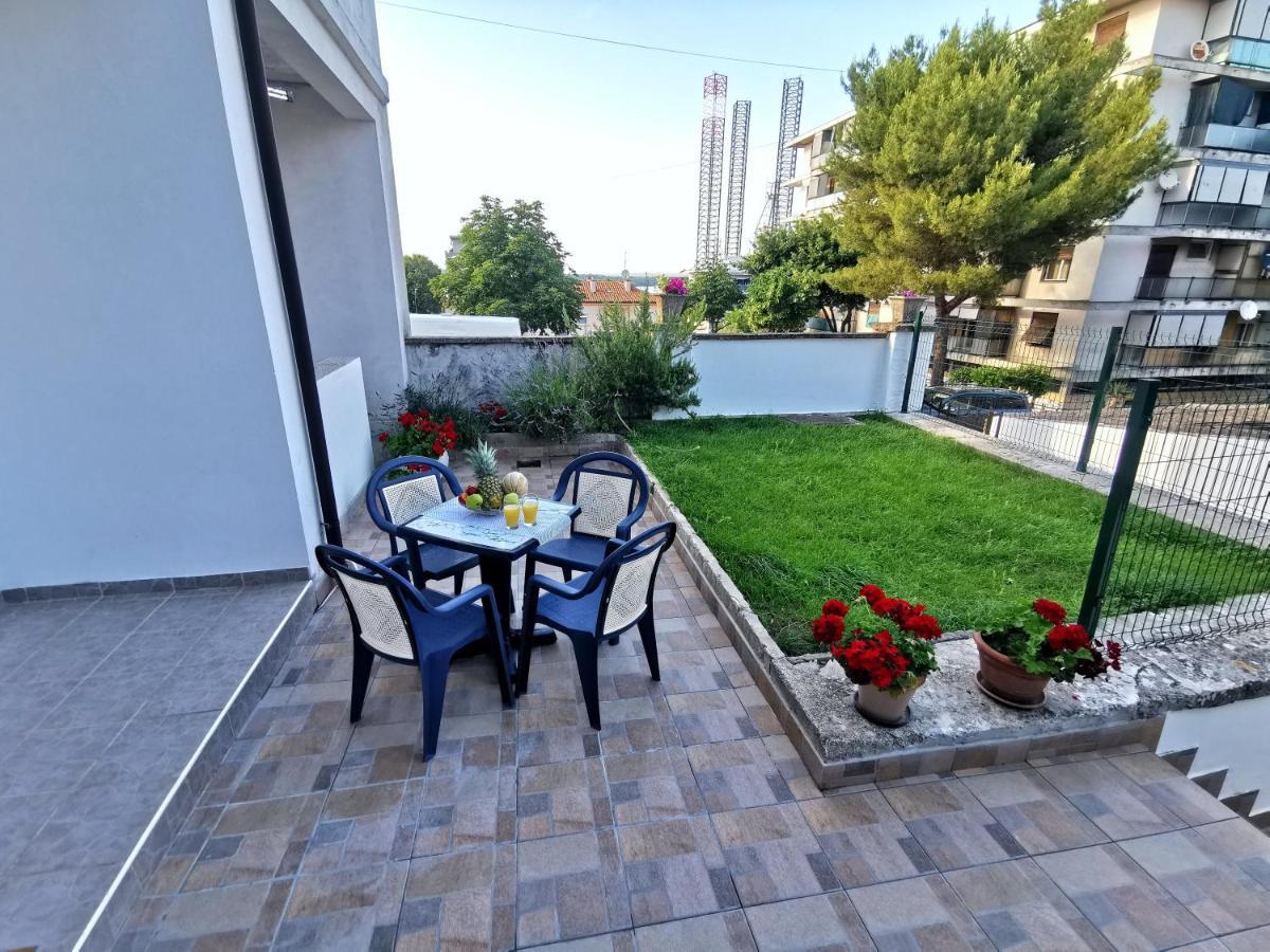 Apartamento Parun Pula Exterior foto